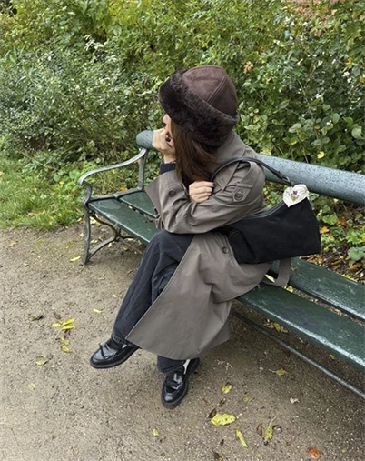 Beck Söndergaard - Dora Shearling Hat - Chocolate Torte